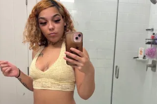 INCALL ONLY 🏠Sexy Tight LightSkin 💕 $200 + Meets Cum See Me 💕💰 Available Tonight book now bby 💦 - Image 1