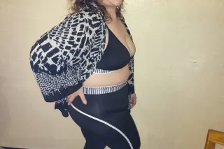 it's a holiday let's celebrate hey fellas come see me and you enjoy a very good time trust me and then this is something else should I change - Image 3