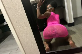 YOUR NEW START OF MONDAY Can be messy🌊, magnificent 🤩, mouth watering 🤤 , with the ONE AND THE ONLY, Tatianna 👑 Allow me to make a mess all over that dick🫢🫣🤭💦 - Image 9