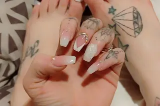 Sunday Fun-Day Let's Have Some Fun & I'll be Your Sweet Temptation With A Delicious Treat 🍑 🍆 - Image 2