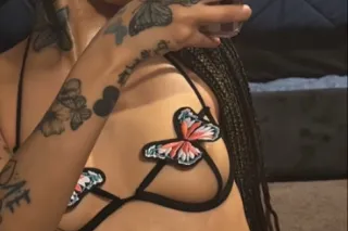 LightSkin Greeneyed Slim Petite Mami👀😍 - Image 9