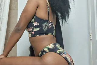 👋stop scrolling and see me 😍 (... - Image 2