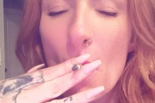 natural redhead with a juicy pussy and a round booty 🍑 - Image 7