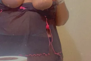 Sexy latina ready to have fun ... - Image 3