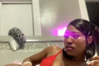 Catch me while you can 🏃♂🏃🏽♂🏃🏿... - Image 2