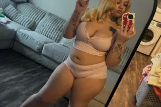 AVAILABLE FOR INCALLS,OUTCALLS... - Image 2