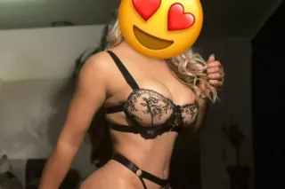 Delicious 🤤 sexy and delicious... - Image 1