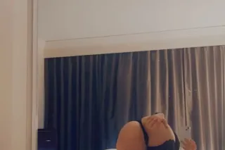 Hi, I'm Lisa, a very sensual, ... - Image 4