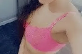 Petite, Flexible,Fun & Wet MILF - Image 5
