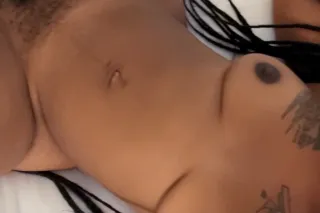 Young thick milf cum tonight 😩 - Image 2