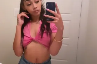 💦NEW IN TOWN💦🍭 Freaky & Petite... - Image 2