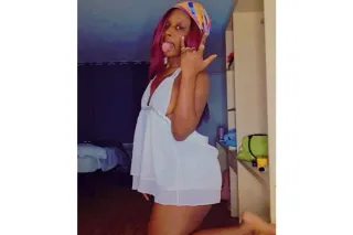 Wanna chill with me bae - Image 11
