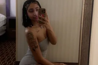 catch me tonight only <3🥺 ❤... - Image 1