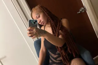 OUTCALLS🚗Your Place📍Pretty & Petite FunSize freak 😛 All Photos Real 🥰Available 24/7 - Image 1