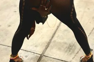 Pretty😍 Chocolate🍫 and Slim🍑💦💦 - Image 6