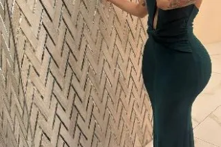 pretty latina - 25 - Image 1