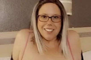 Im here guys in St Joseph come see me Jasmine - Image 3