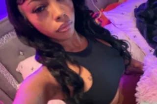 Cum play with me bby ;) #IAmReal - Image 1