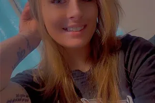 Let me make your night better:... - Image 2