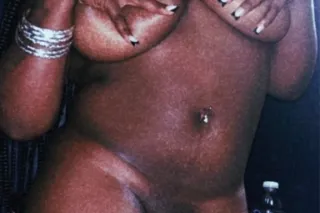 come enjoy this wet creamy pussy - Image 2