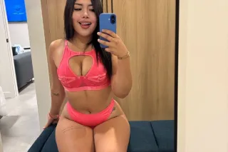 Hot Latina, a sexy smile and n... - Image 3
