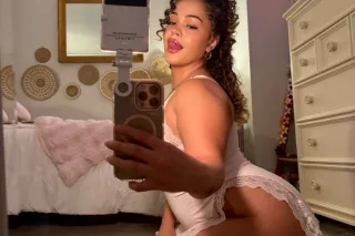 Hey love 💕I am 26 year sexy gi... - Image 2