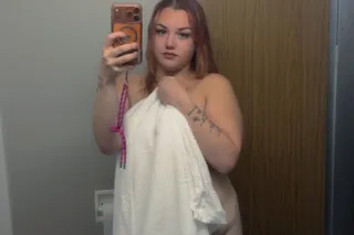 🥰🥰 GUSHYYYY💦 PUSSY and FAT BOOTY in town this week only!!💋 - Image 4