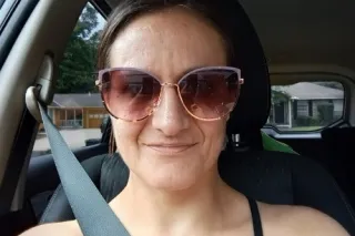 Hey baby, come give me a ride ... - Image 1