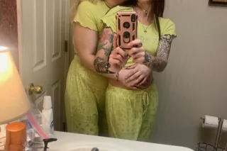 SPECIALS AVAILABLE NOW DOUBLES THROAT GOATS Who's horny! Our chemistry is SO HOT! Cum play with me and my girl! 2 pussies is better than 1 ;) DOUBLES BBBJ 100 QV120 Hh175 Hr300 - Image 9