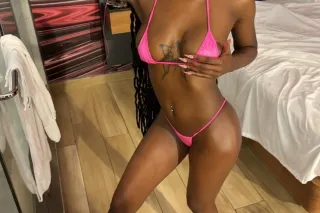 Pretty & Petite Rican😋 OUTS ONLY - Image 4