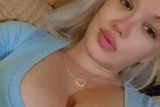 Beautiful experience women ava... - Image 4