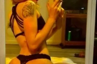 Skinny white chick with pierce nipples👑👸🏻 No catfish!👩‍❤️‍👩2 Girls Special💥Incall 🏠 Outcall📱Facetime Services🍑Premium Videos🎬Deposit must for first meet up✅ - Image 6
