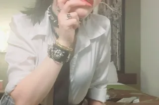 GOTH BABE AND FRIENDS HORNY AND READY TO BLOW YOUR MIND - Image 7