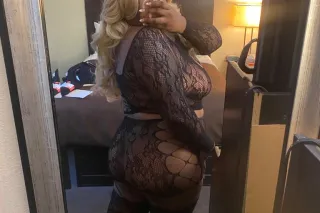 New In Town 💋 Upscale Experience ❤ Wet Gushy Pussy 💦and Sloppy SoulDraining Head 😛👅 - Image 5