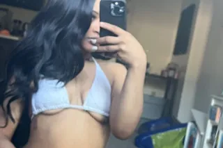 HEY HUN😩💦 TEXT NOW TO MEET FOR... - Image 2