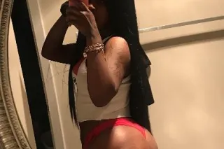 Pretty Black ✨ im BACKKK !! IN... - Image 4