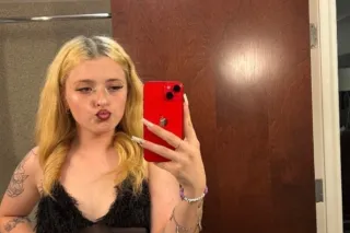 Cum Have a blast With Bubbles🫧... - Image 3