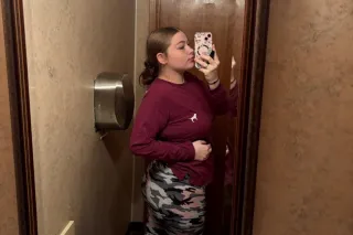 hey loves come check me out ❤ - Image 1