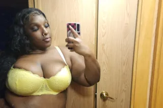 NEW IN TOWN 😜 SEXYBBw DEEP THR... - Image 1