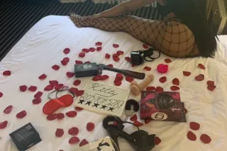 KITTY 🐱 Your Dream Girl & Feti... - Image 2