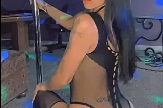 I might be your new favorite! ... - Image 4