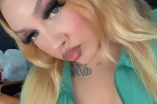 Spainard & Mexican Hottie Call Me Baby🤗Latina Squirter💦Emerald Gaze💚Sexy Face🔥36DTitts🤗 ASK FOR CONTENT - Image 5
