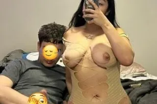 Sweet 💋 Seductive Busty Beauty... - Image 1