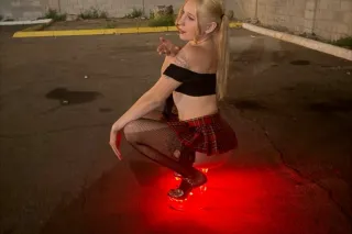 NO BARE❌🤤 😘 2 girl special available😏😘💦Cum let a Load off 💦😘 Blonde Headed Bombshell ❤️💋😈💦 - Image 6