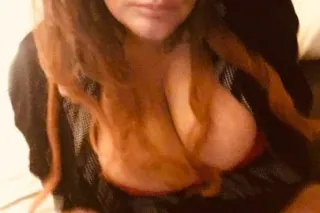 "ALERT""{{79 ROSES SPECIAL IINCALL TODAY ONLY CARDATE AND OUTCALL SO COME RIDE WITH ME }}""( CARDATE IS AVAILABLE. OUTCALL OPTION IS AVAILABLE IF YOU UBER ME TO AND FROM YOUR PLACE PLUS OUTCALL ROSES INTHE PAST - Image 6