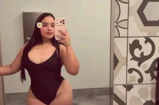 Venezolana - 24 - Image 3