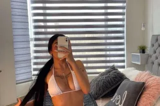 💋 Available today 😍 A little c... - Image 1