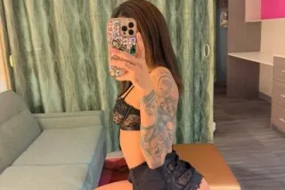 sayli - 25 - Image 2