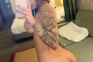 sayli - 25 - Image 1