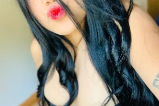 venezolana - 21 - Image 1